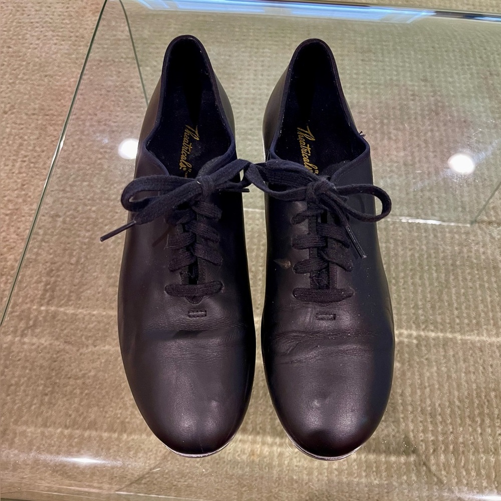 Tap dancing Black Leather Lace-Up shoes sz 8 very good condition